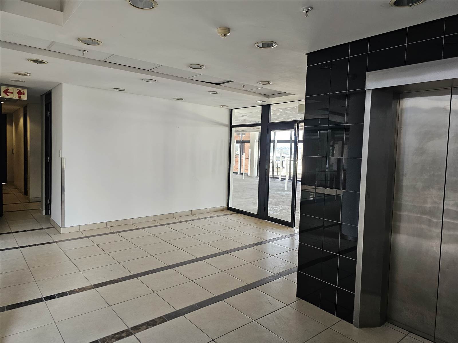 739  m² Commercial space in Centurion CBD photo number 20