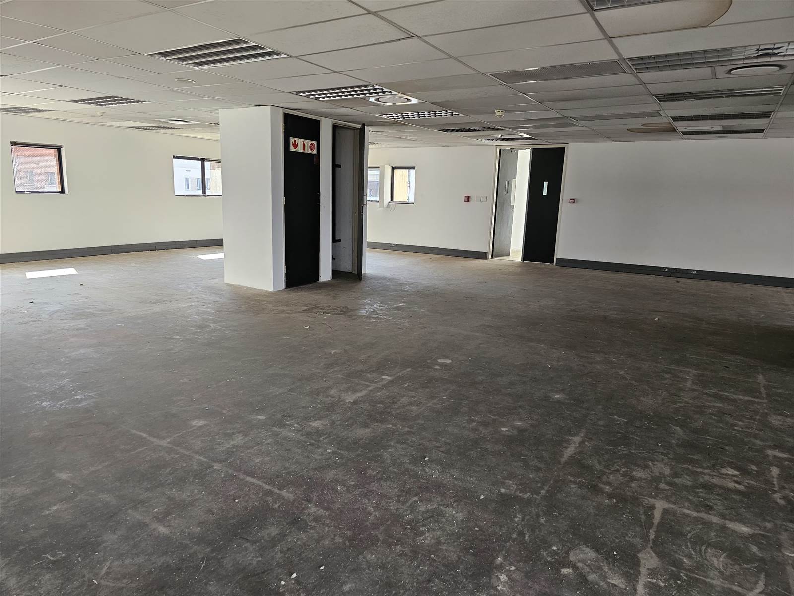 739  m² Commercial space in Centurion CBD photo number 9