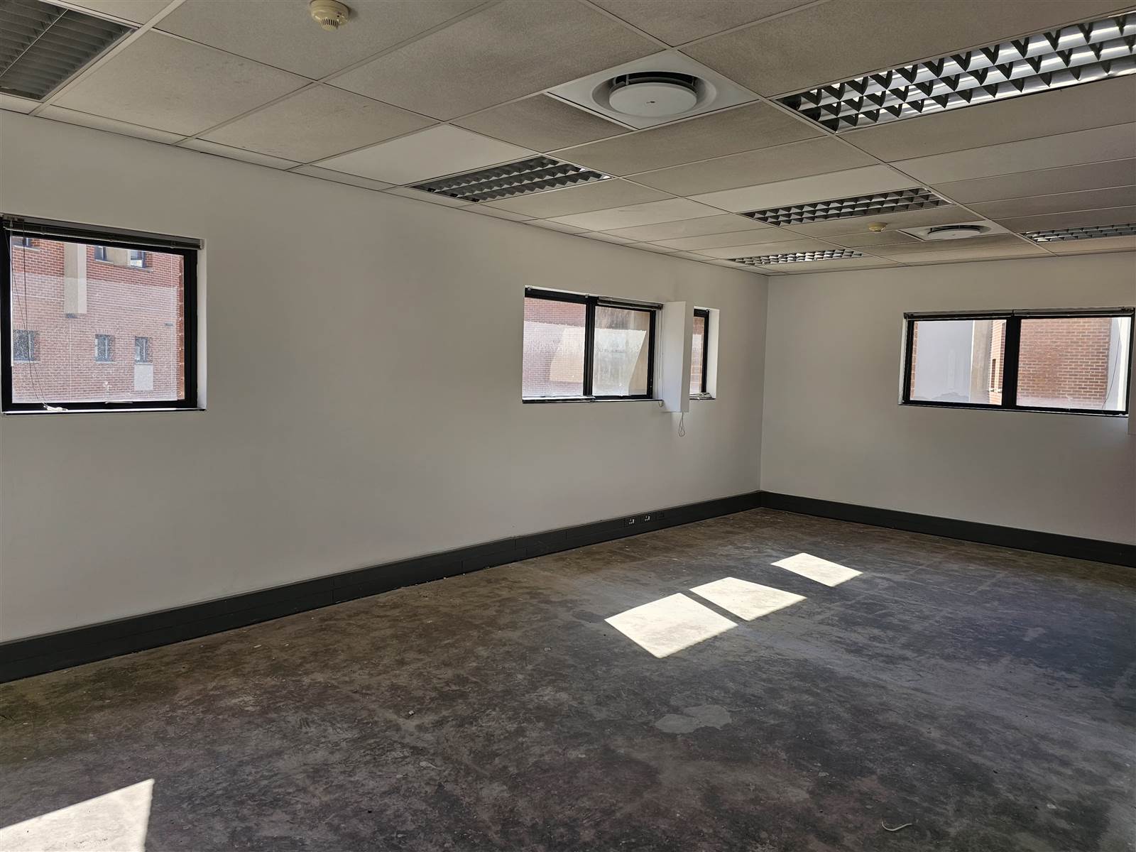 739  m² Commercial space in Centurion CBD photo number 5