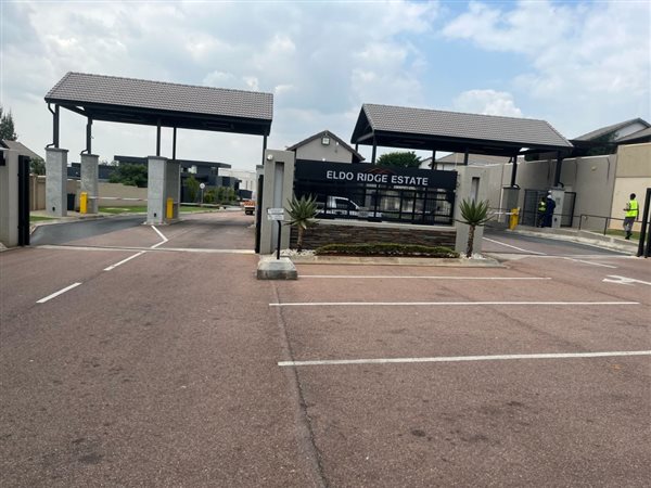 919 m² Land 919 m² Land