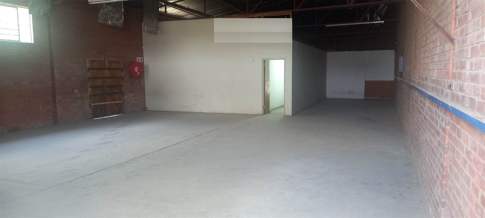 300  m² Commercial space in Voorspoed photo number 8
