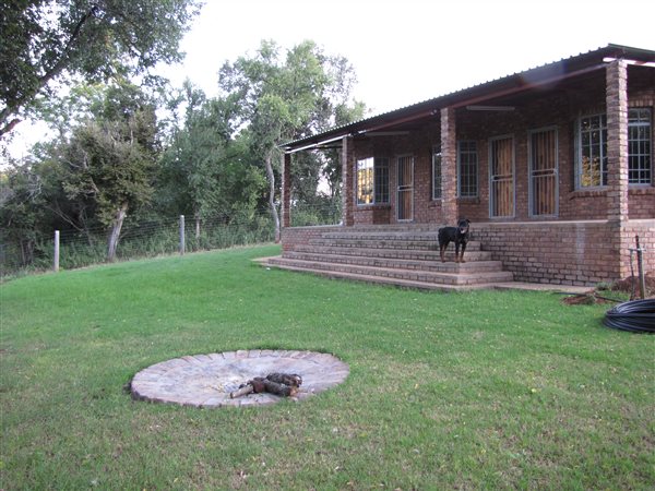 2 Bedroom House 2 Bedroom House