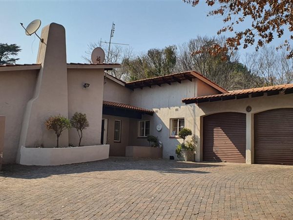 4 Bed House in Rivonia