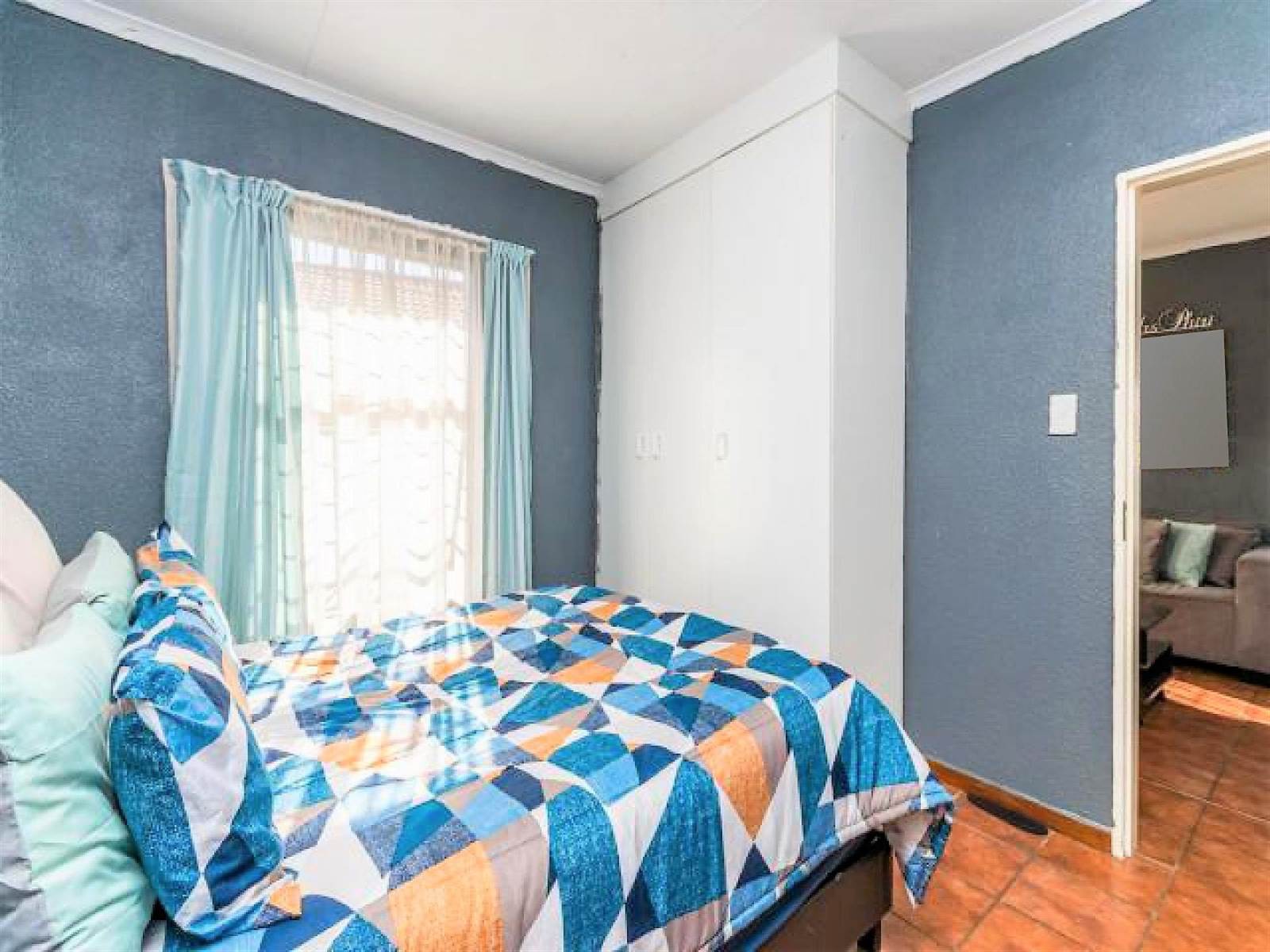 2 Bed Townhouse in Randfontein South photo number 19