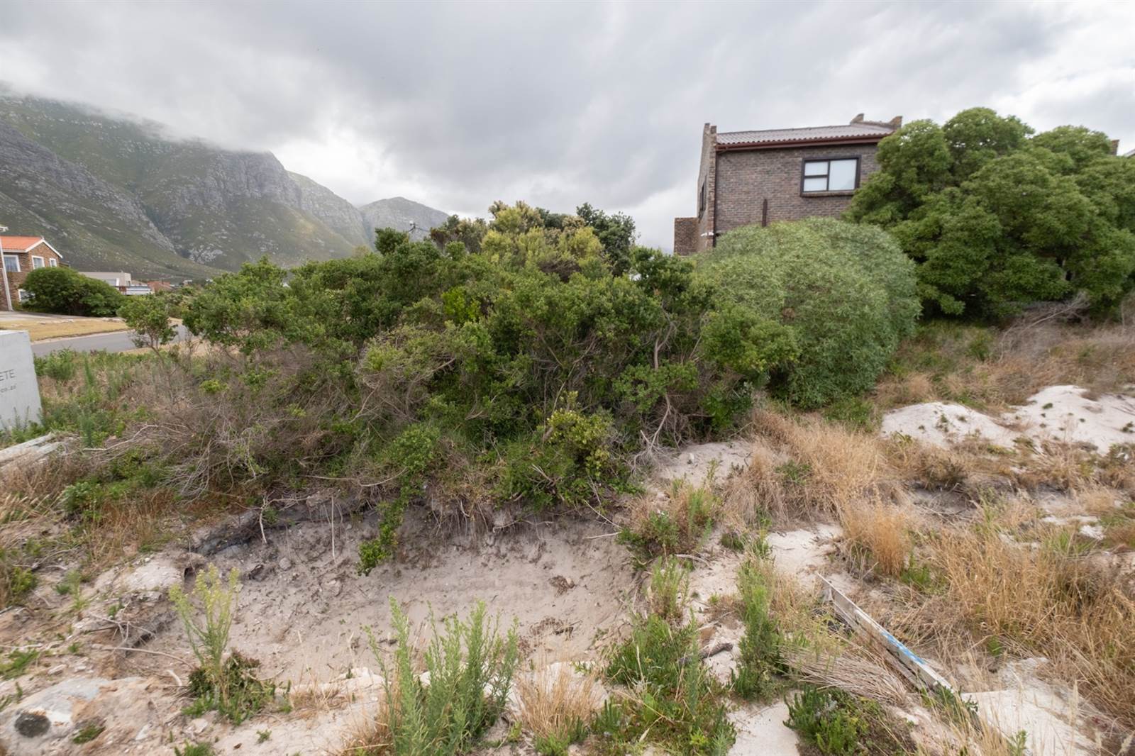 700 m² Land available in Bettys Bay photo number 4
