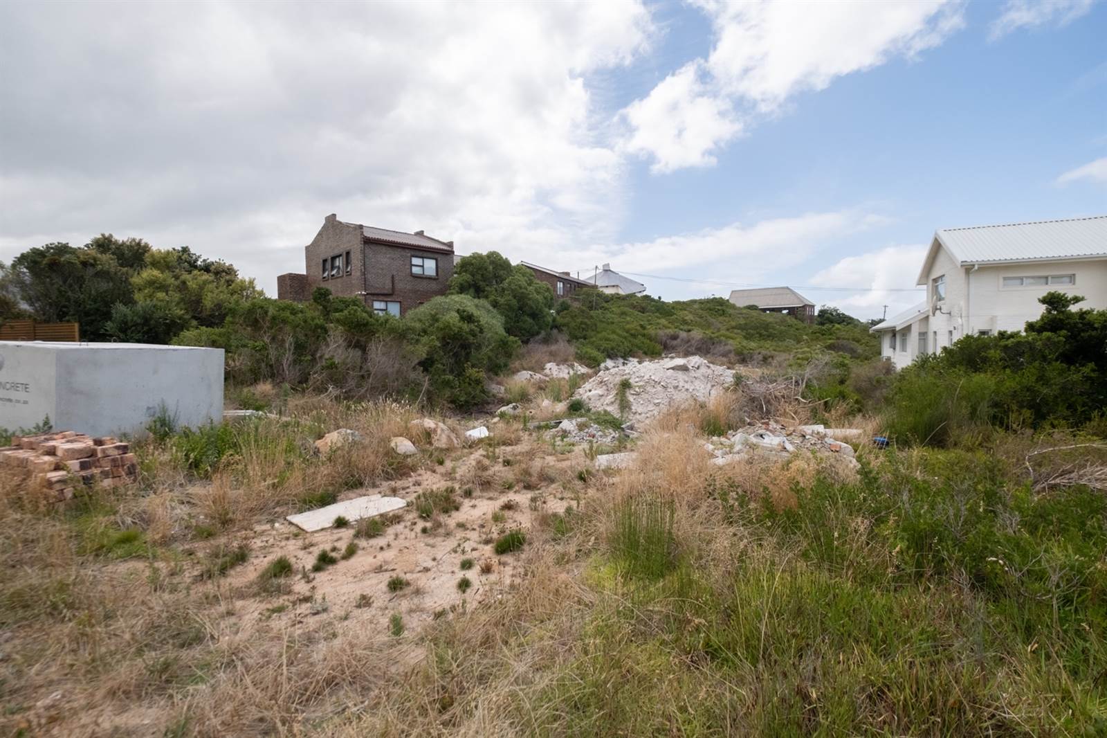 700 m² Land available in Bettys Bay photo number 16