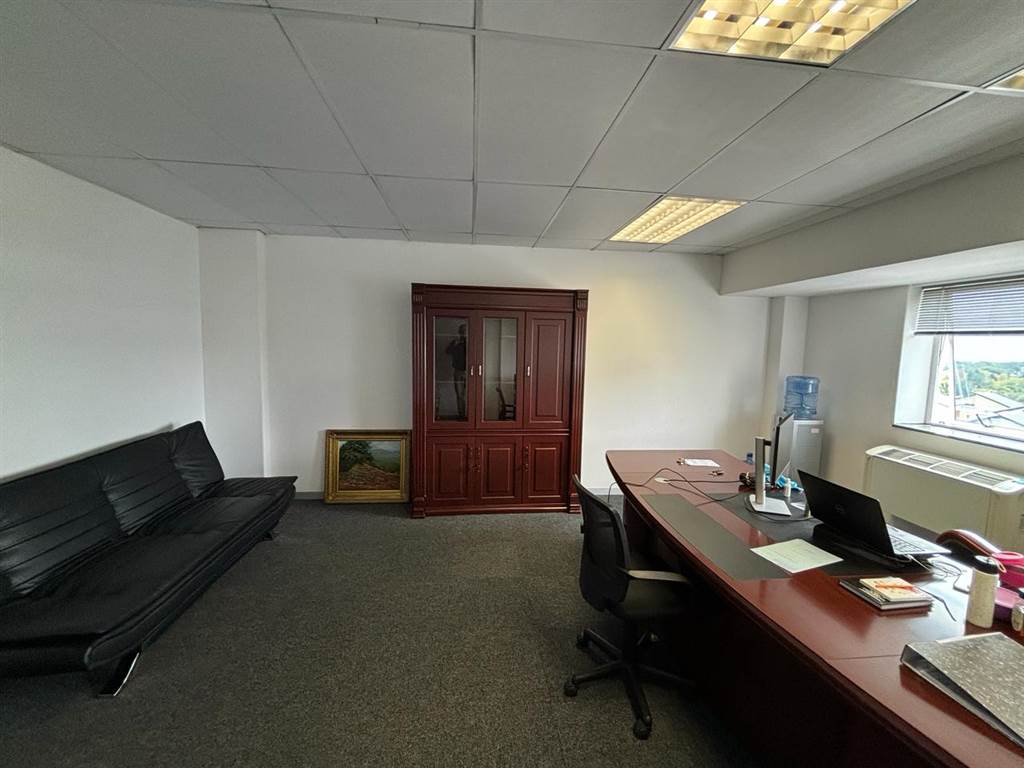 58  m² Commercial space in Rosebank photo number 8