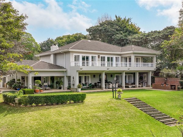 6 Bed House in Kloof