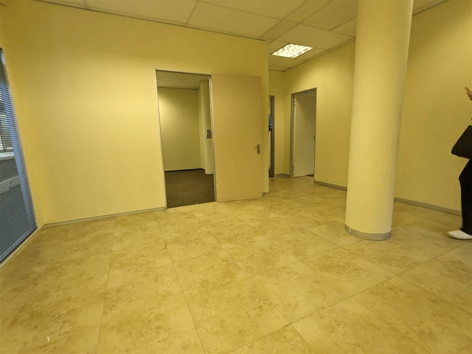 427  m² Commercial space in Milnerton Central photo number 24