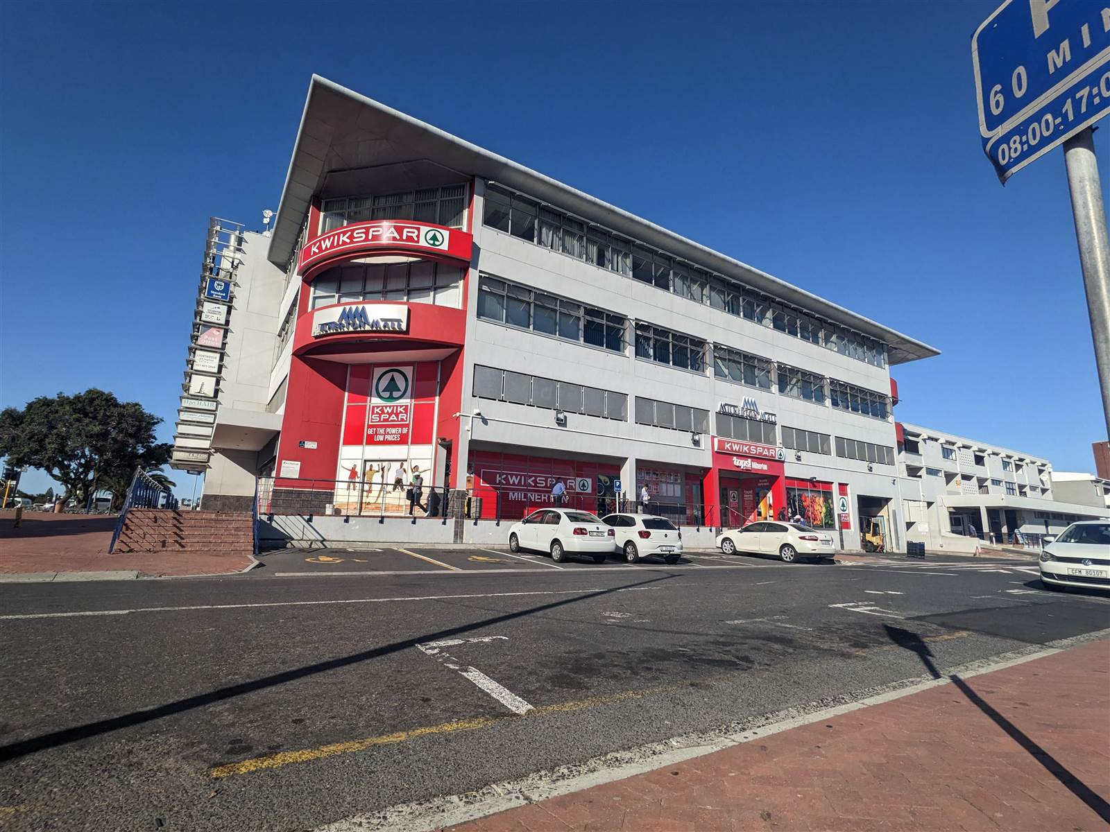 427  m² Commercial space in Milnerton Central photo number 3