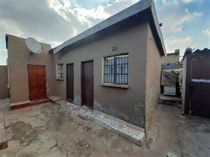 2 Bed House in Emdeni