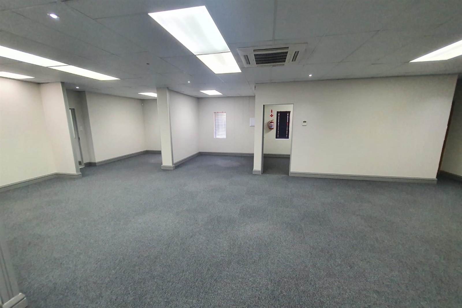 218  m² Commercial space in Newton Park photo number 4