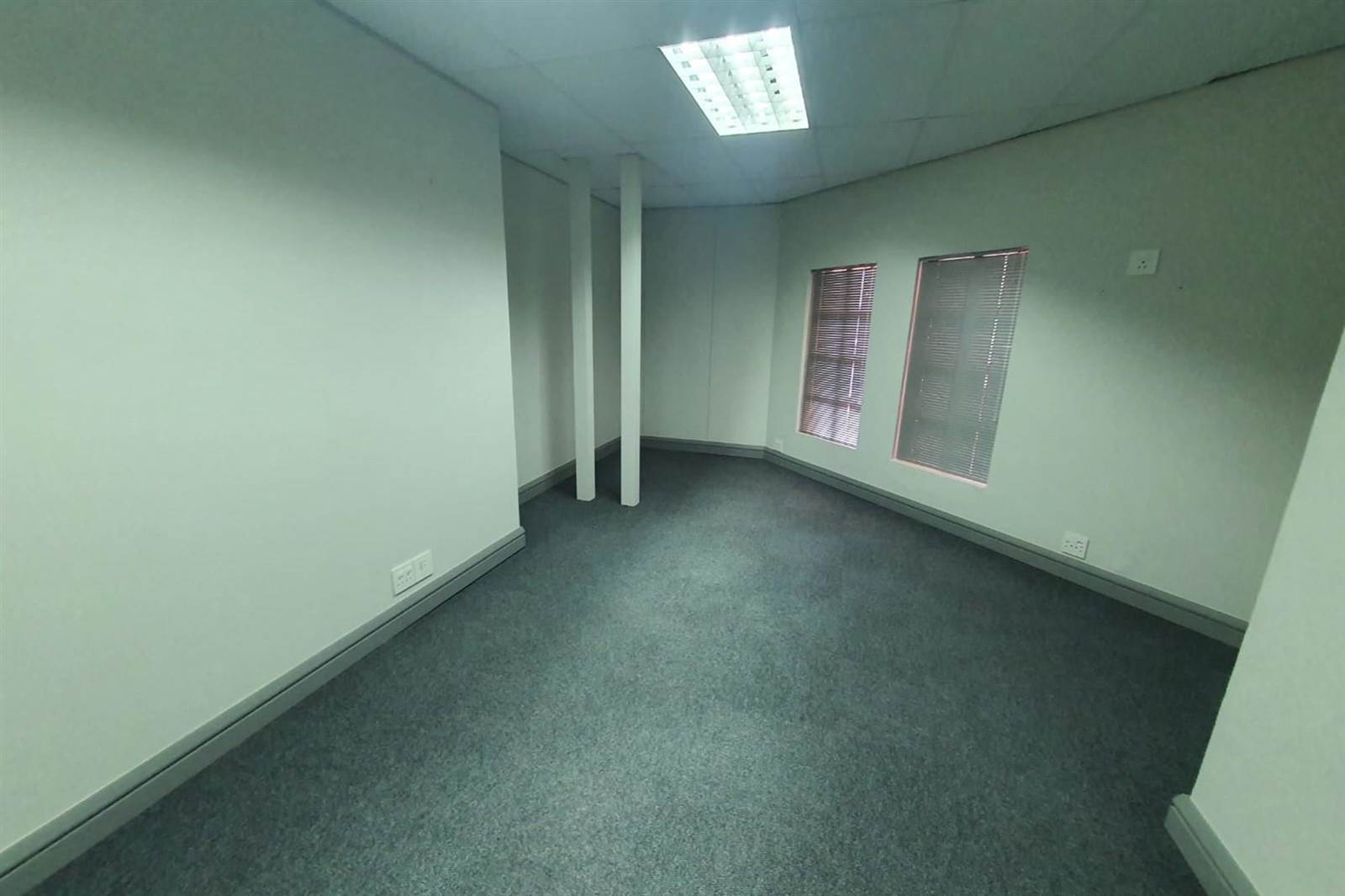 218  m² Commercial space in Newton Park photo number 13