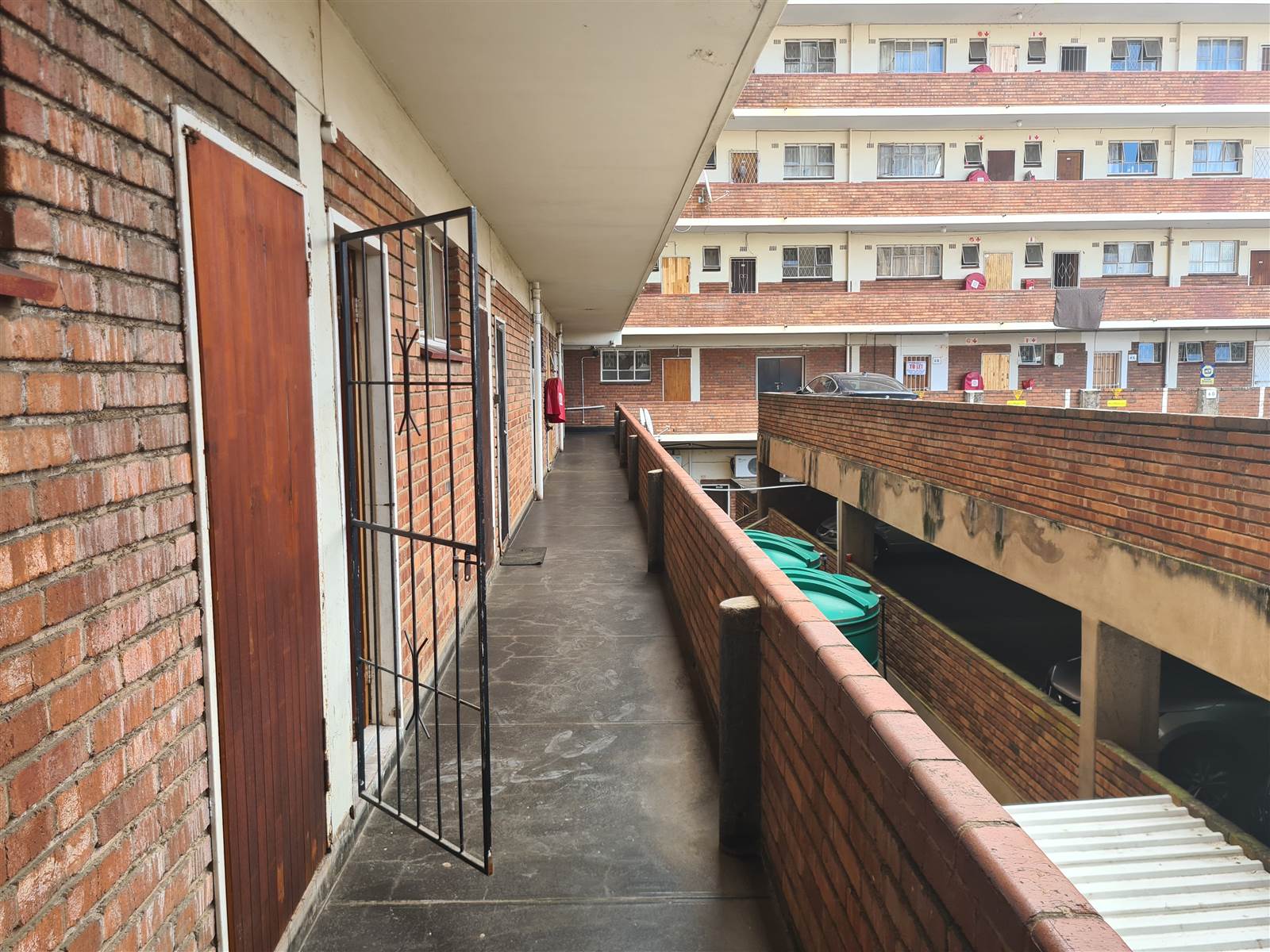 51  m² Commercial space in Pietermaritzburg Central photo number 2