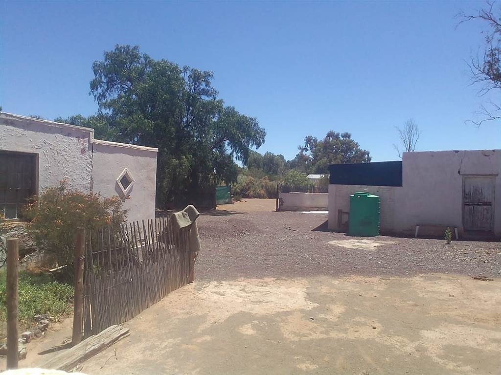 3 Bed House in Loxton photo number 6