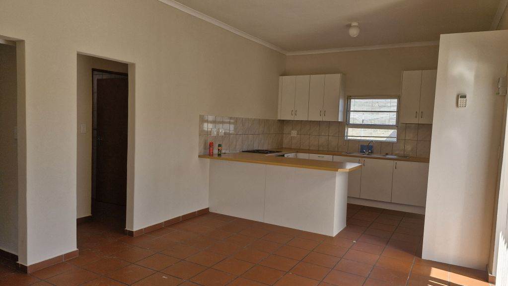 2 Bed House in Stellenbosch Agricultural photo number 8