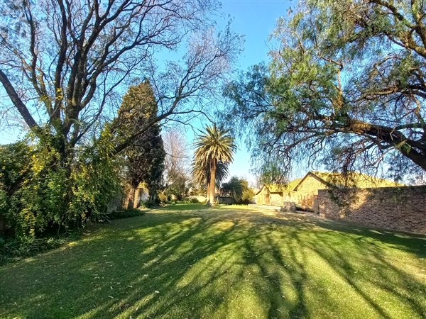 1.2 ha Smallholding 1.2 ha Smallholding