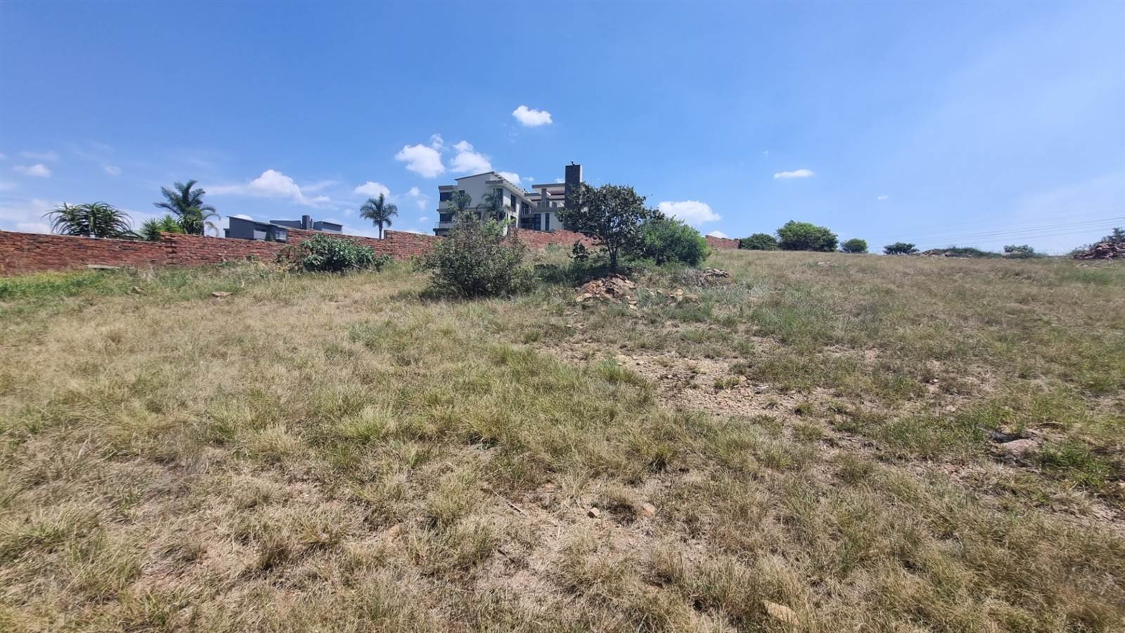 8630 m² Land available in Mooikloof Glen photo number 2