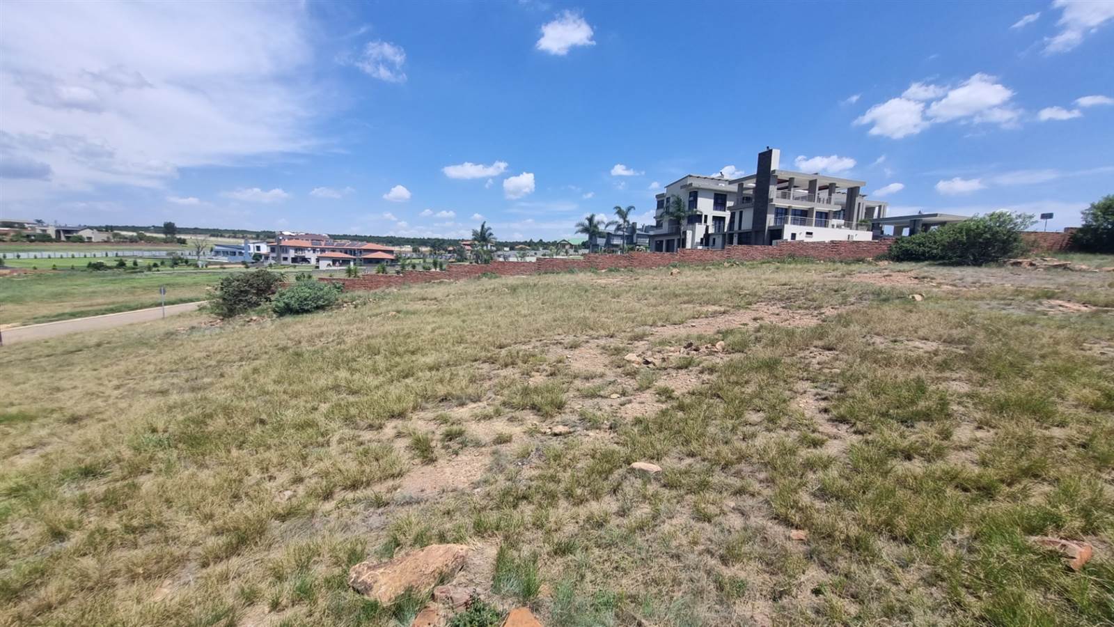 8630 m² Land available in Mooikloof Glen photo number 7