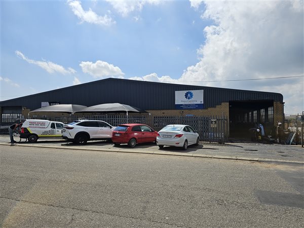 440  m² Industrial space in Wadeville