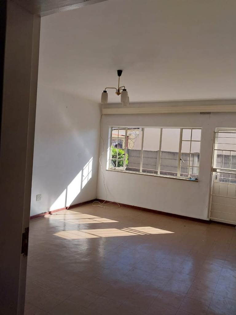 1 Bed Flat in Rosettenville photo number 1