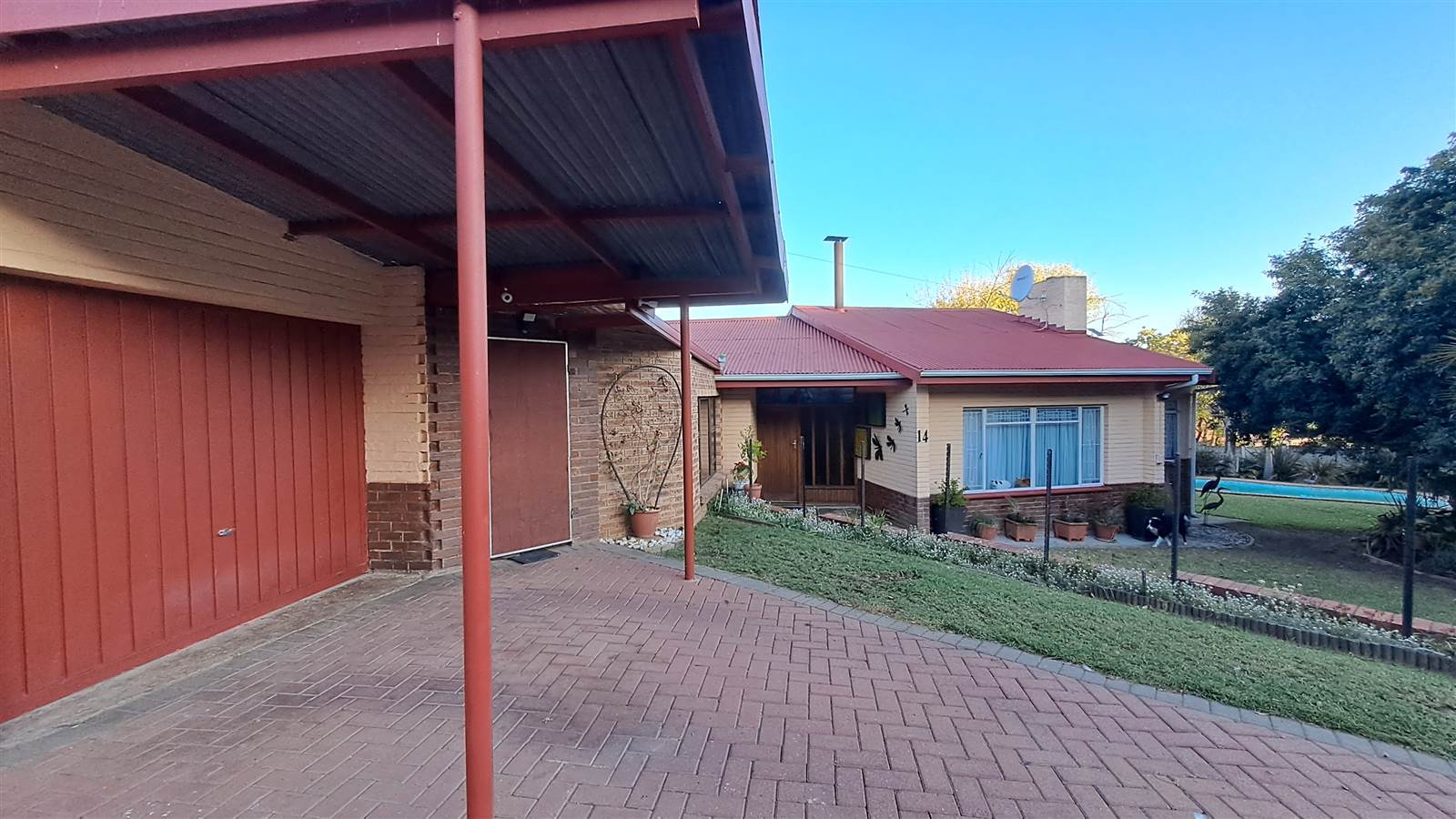 4 Bed House in Estcourt photo number 1