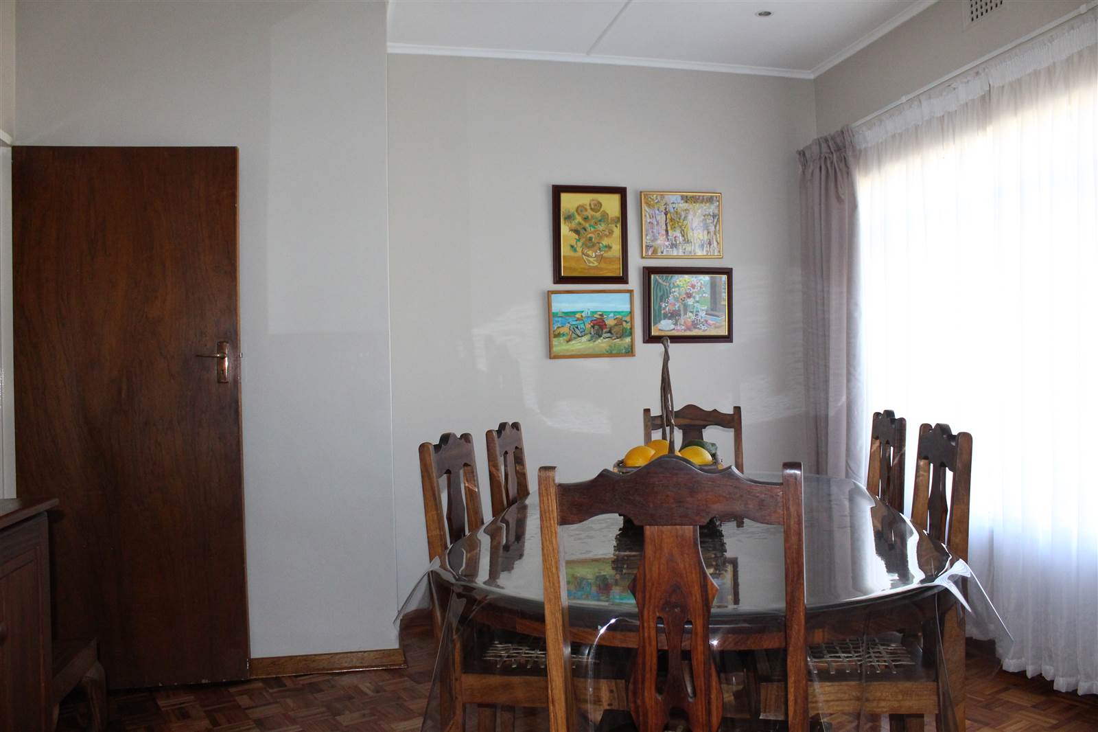 4 Bed House in Estcourt photo number 14