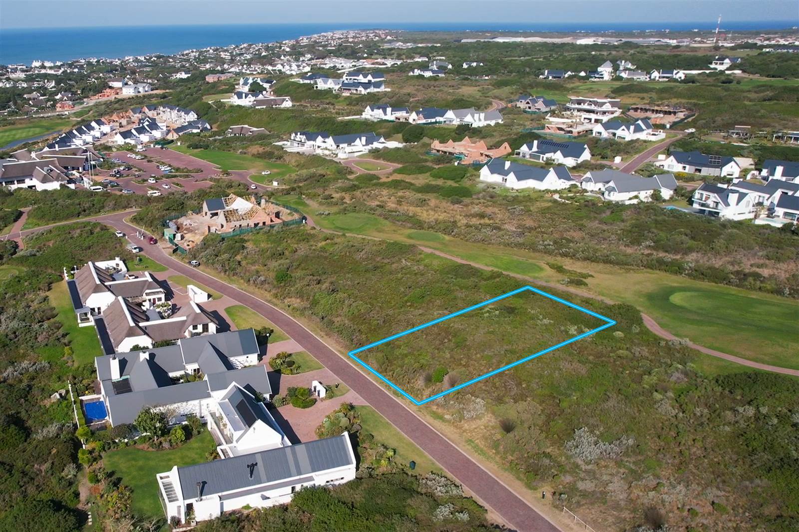 1215 m² Land available in St Francis Links photo number 2