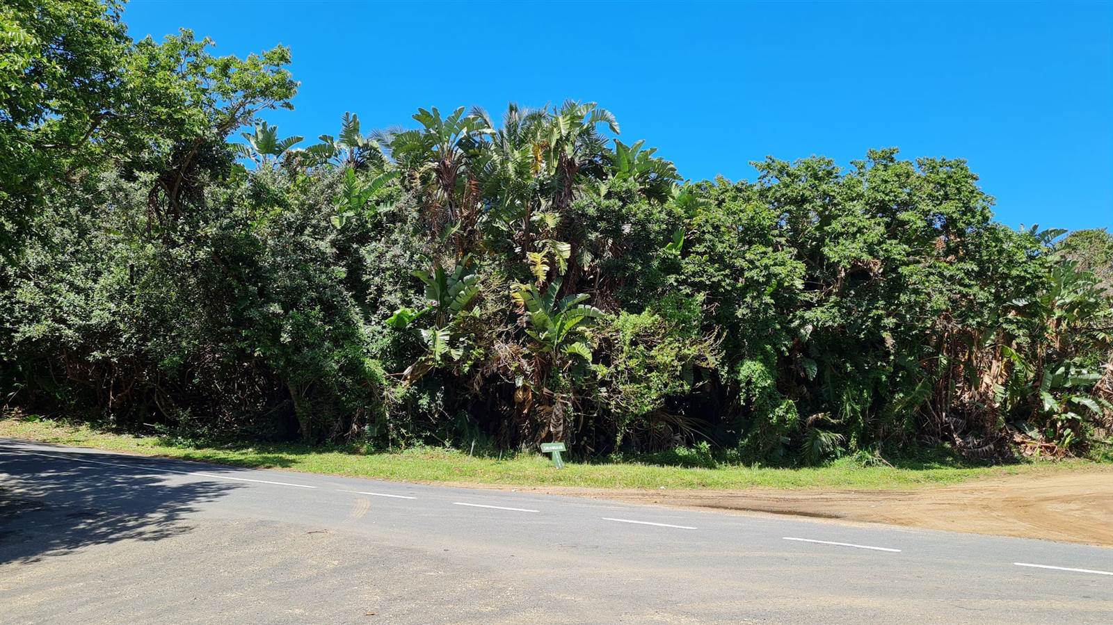 1061 m² Land available in Leisure Bay photo number 6