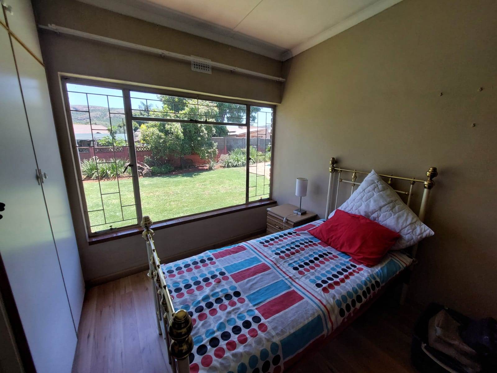 3 Bed House in Parktown Estate photo number 14