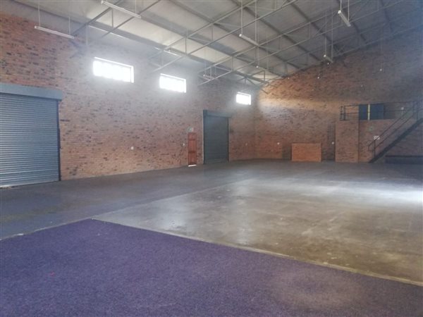 350  m² Industrial space in Secunda