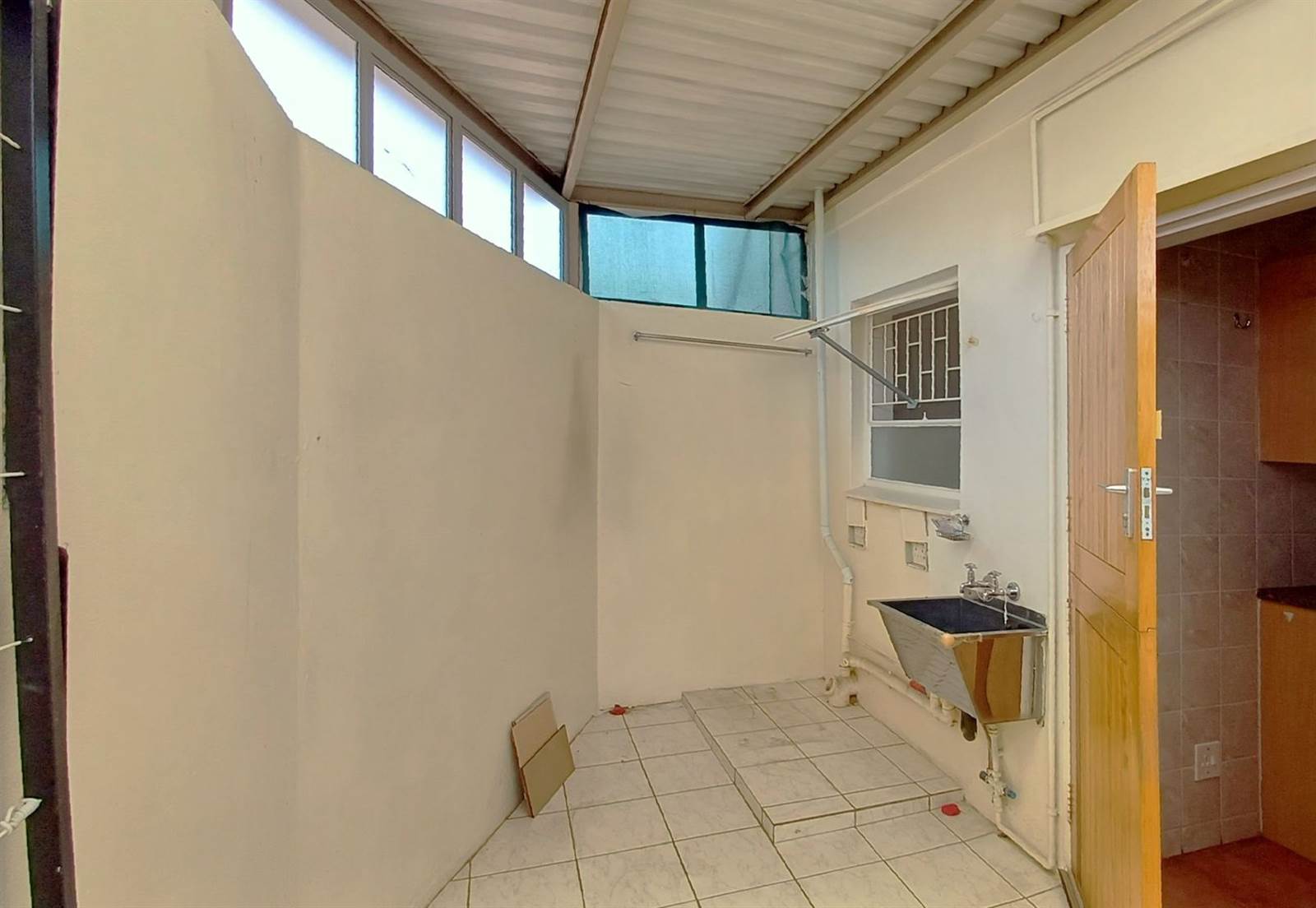 2 Bed Townhouse in Rietvalleirand photo number 12