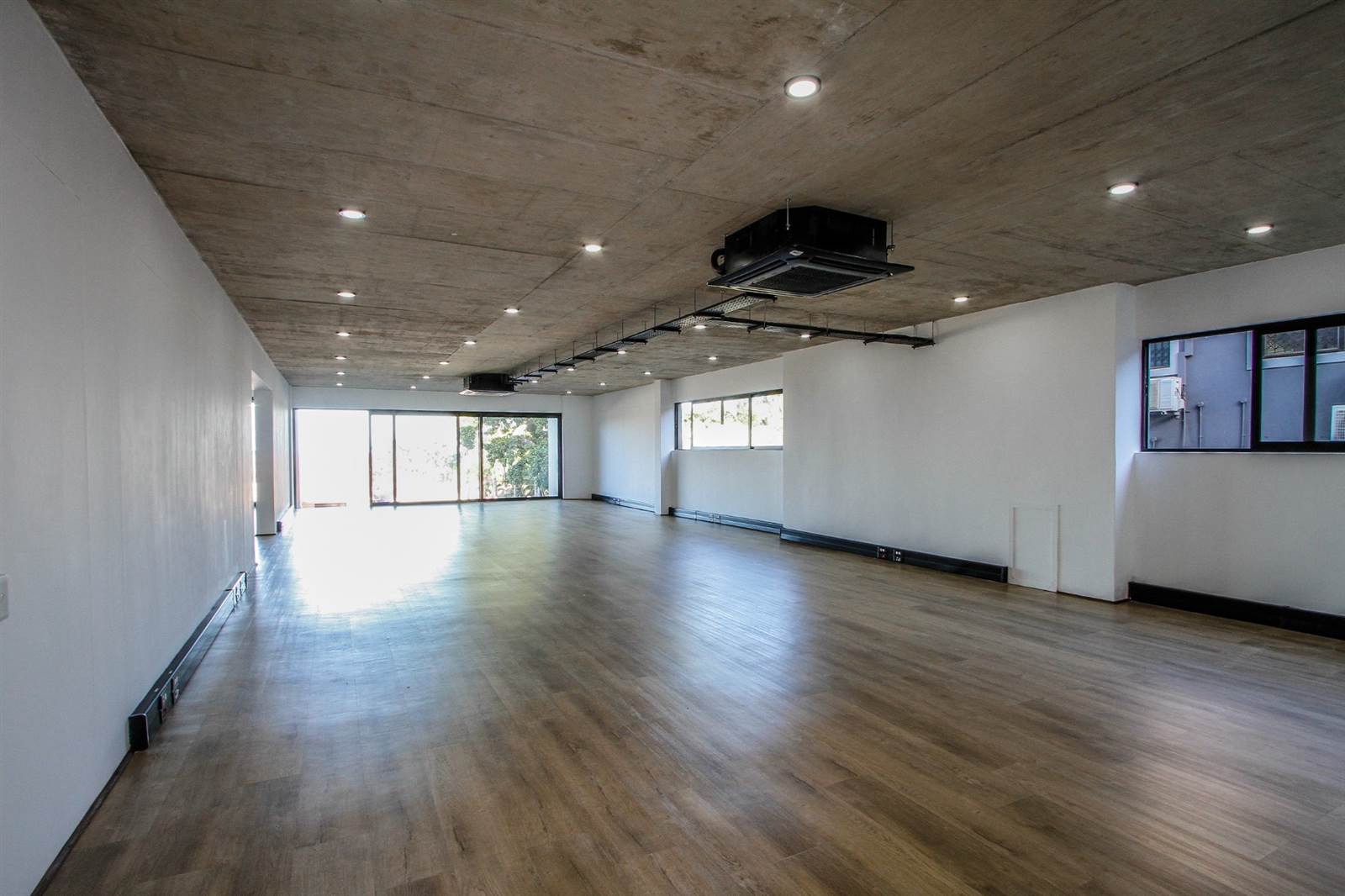 113  m² Office Space in Durban North photo number 5