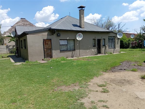 14 Bed House in Vereeniging Central