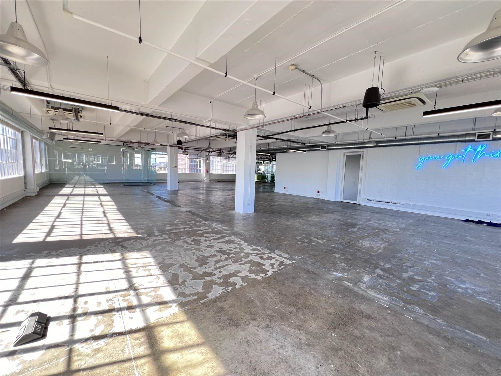 335  m² Commercial space in Woodstock photo number 5