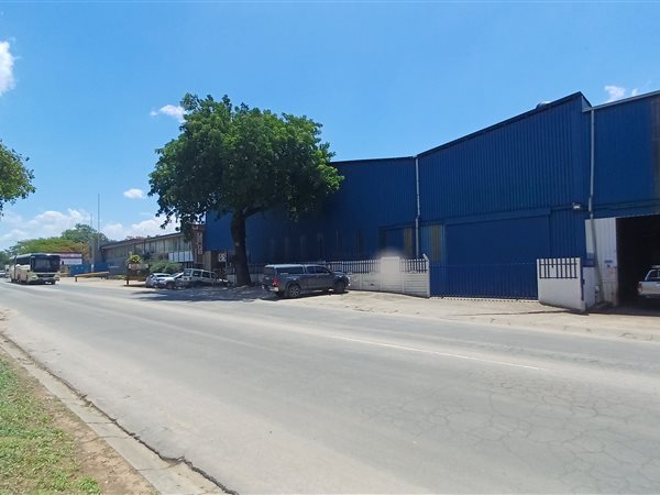 660  m² Industrial space