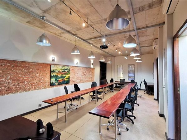 705 m² Commercial space 705 m² Commercial space