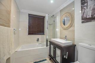 4 Bed House in Blouberg Rise photo number 28