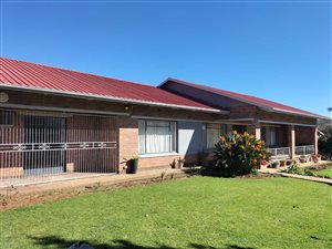 4 Bed House in Glencoe