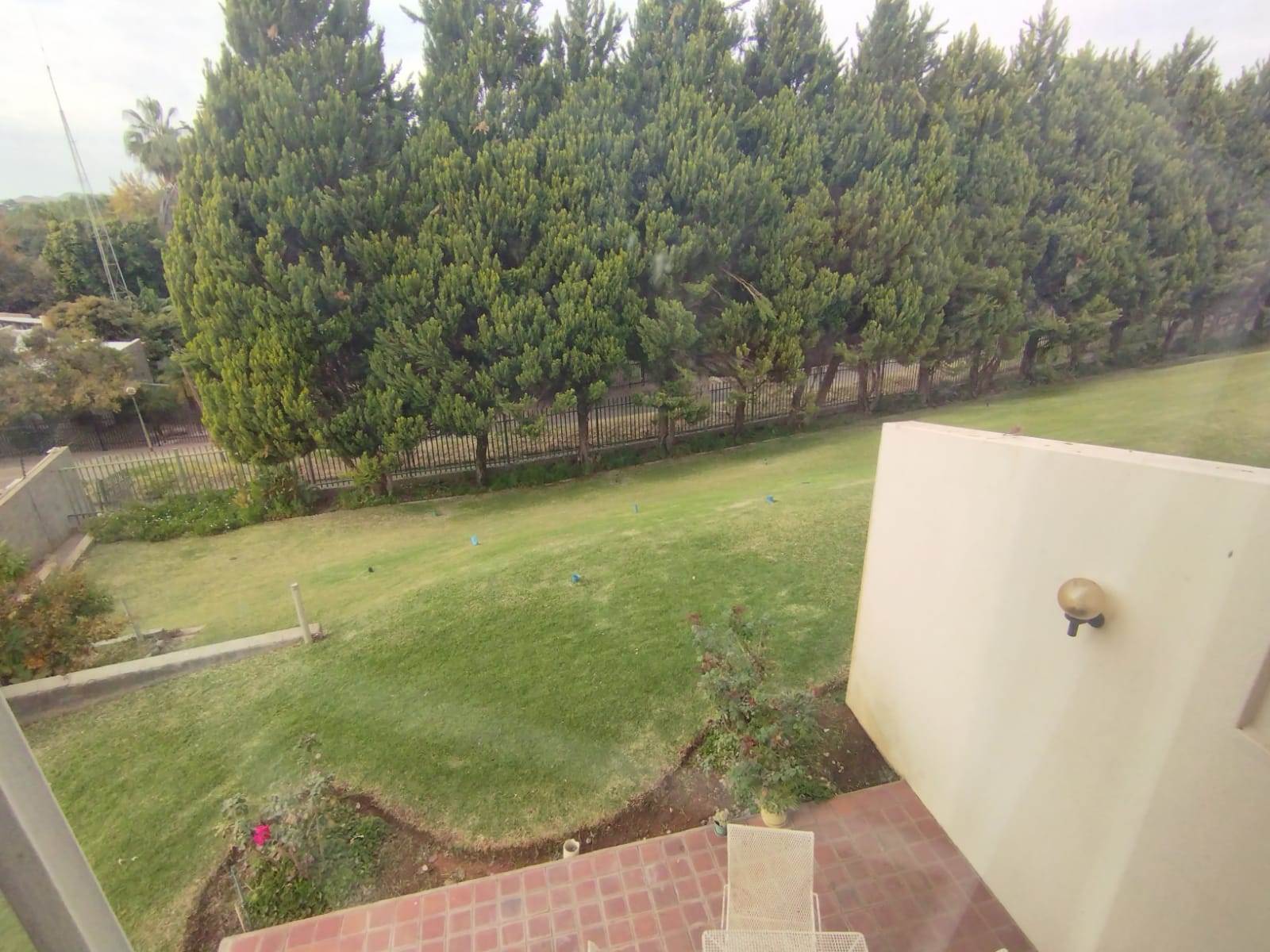 2 Bed Apartment in Upington photo number 3