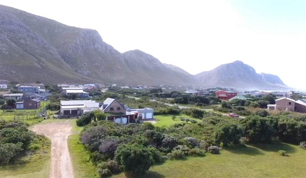 800 m² Land available in Bettys Bay photo number 6
