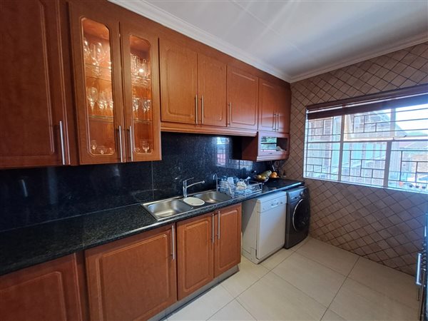 2 Bed Apartment