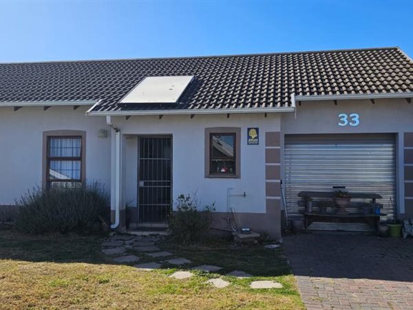 3 Bedroom Townhouse 3 Bedroom Townhouse