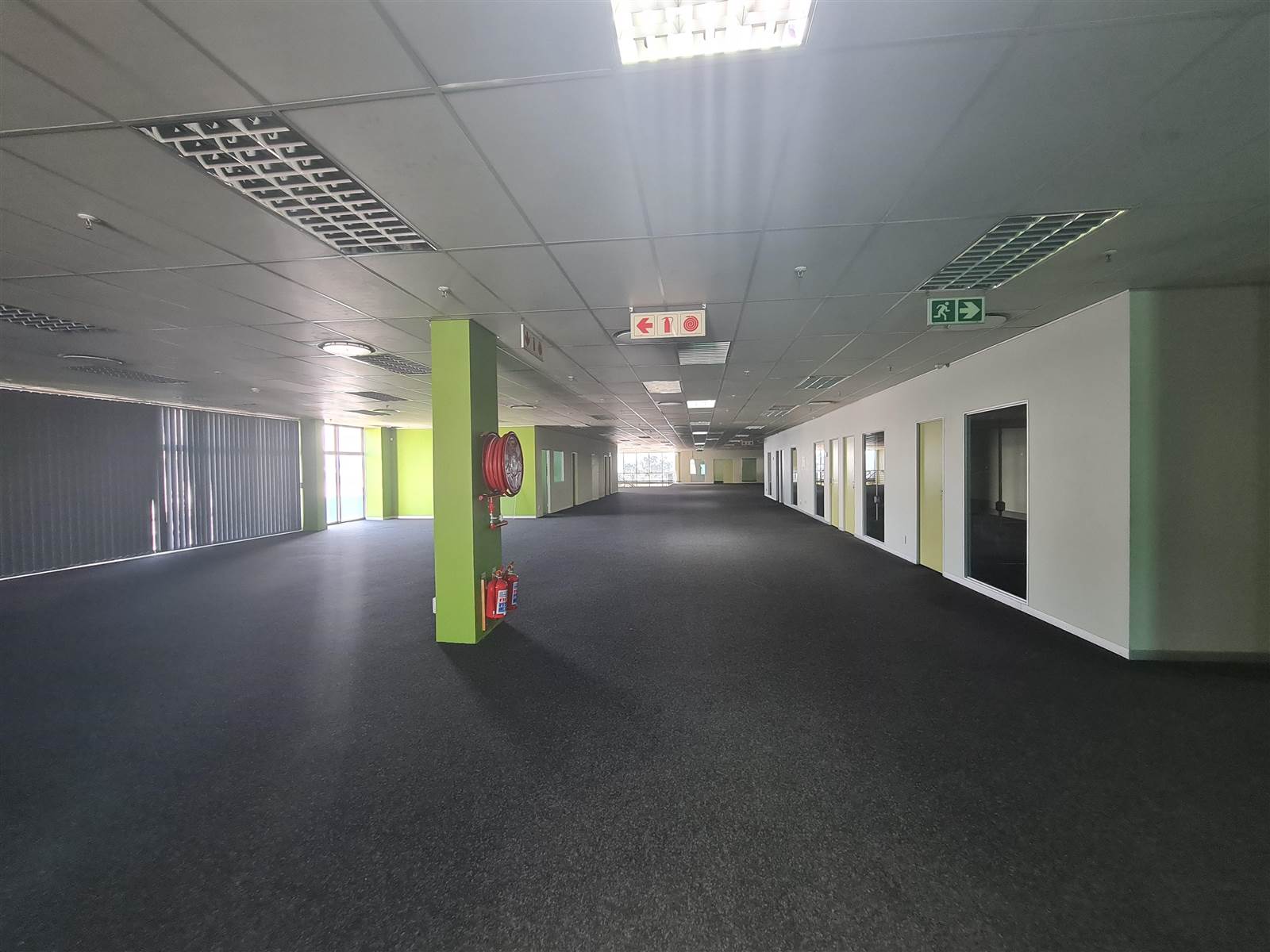 6950  m² Industrial space in Gosforth Park photo number 14