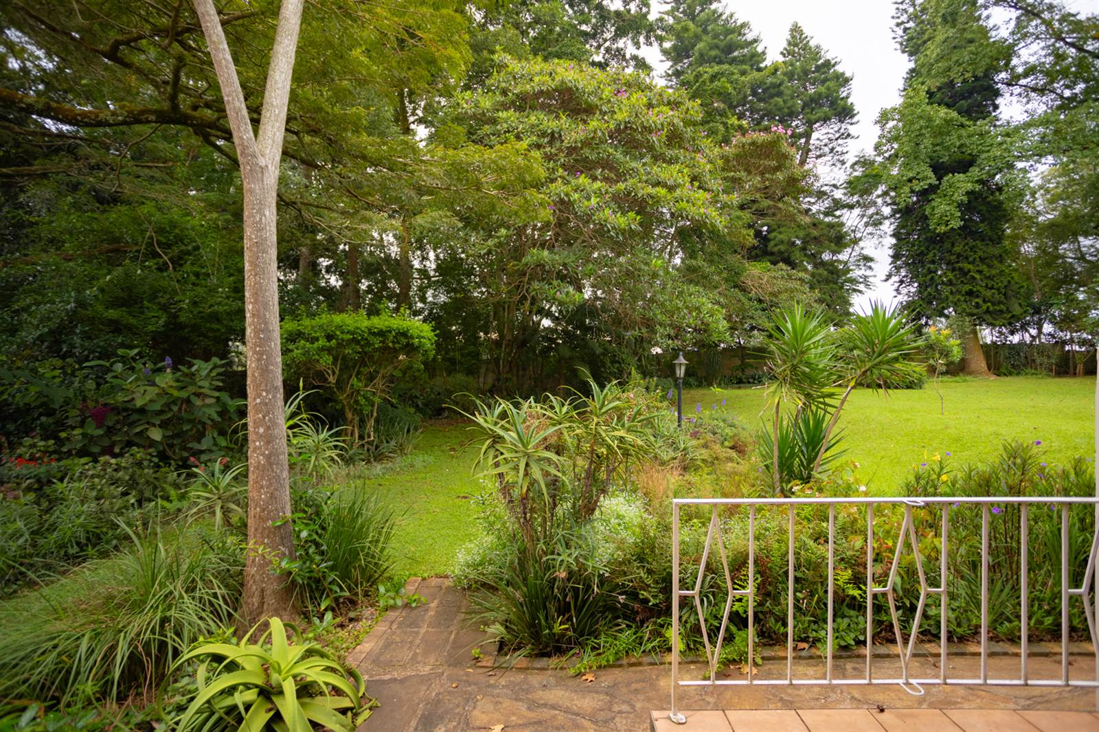 3 Bed Apartment in Kloof photo number 6