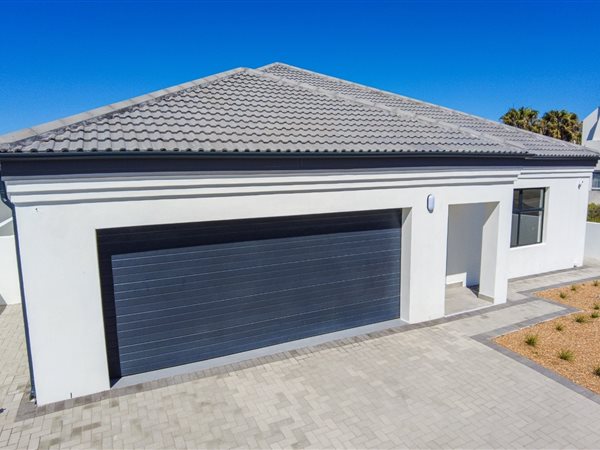 3 Bedroom House 3 Bedroom House