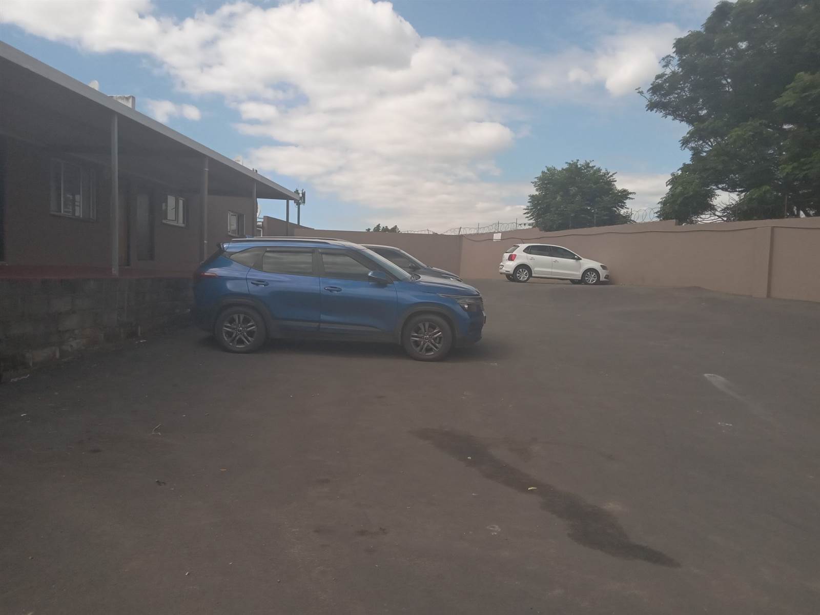 3331  m² Commercial space in Umlazi photo number 9