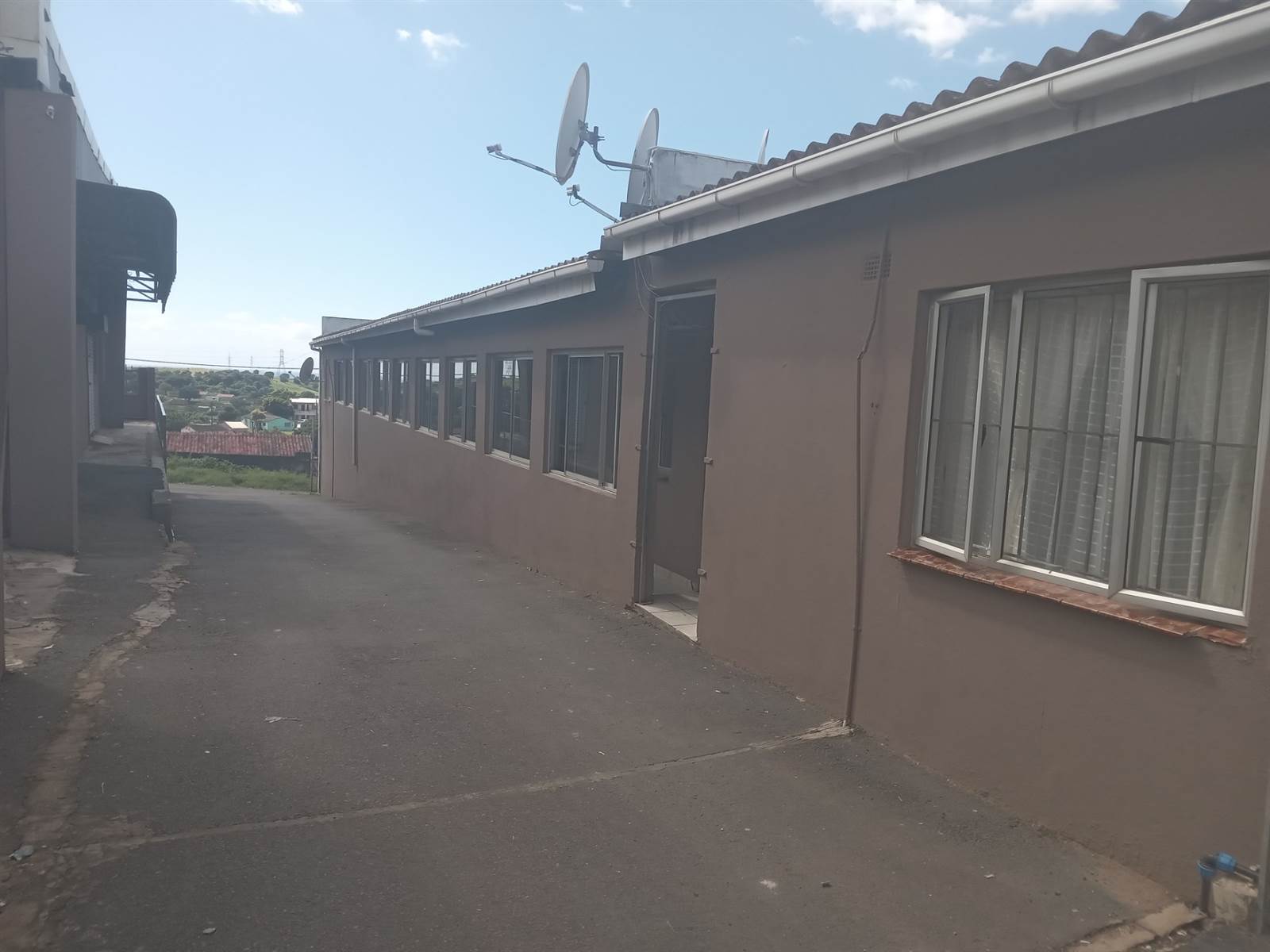 3331  m² Commercial space in Umlazi photo number 8