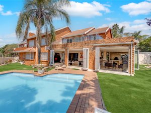4 Bed House in Lonehill