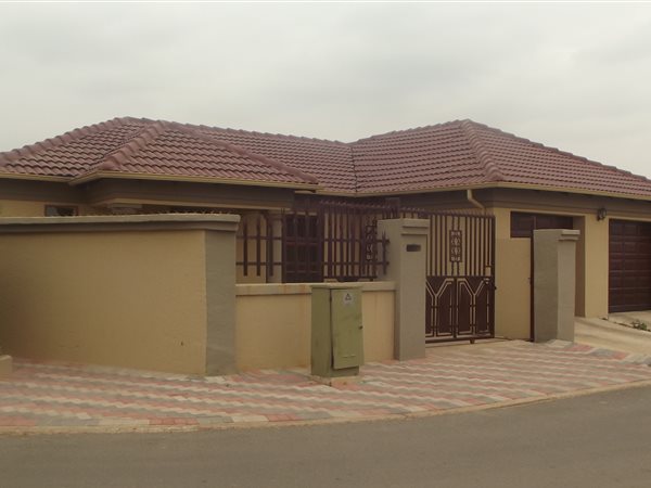 2 Bedroom House 2 Bedroom House